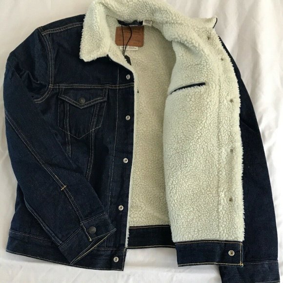 🎉HP🎉Levis Premium Sherpa Jean Jacket Dark wash Size XL - Picture 4 of 9